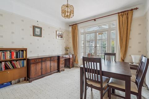 4 bedroom semi-detached house for sale, Barrow Point Avenue, Pinner, HA5