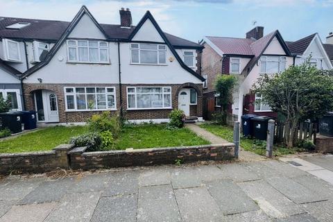 67 The Fairway, Northolt, UB5 4SN
