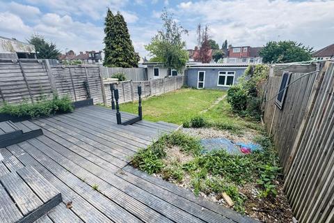 67 The Fairway, Northolt, UB5 4SN