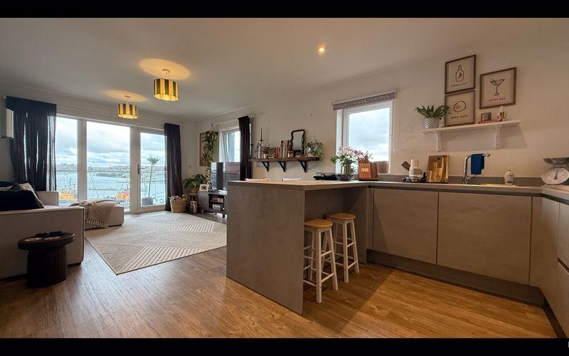 Kitchen/Living