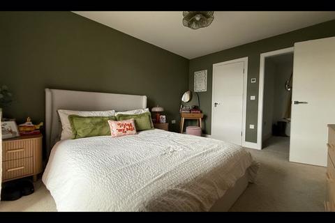 2 bedroom flat for sale, Thomas Blake Avenue, Southampton SO14