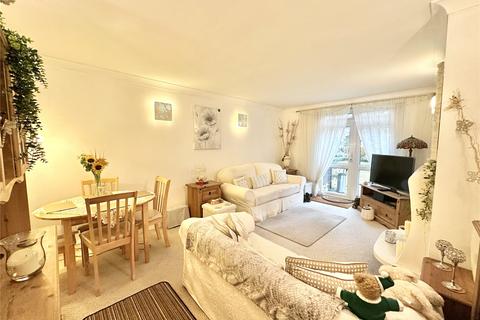 undefined, Maple Road, Brooklands M23