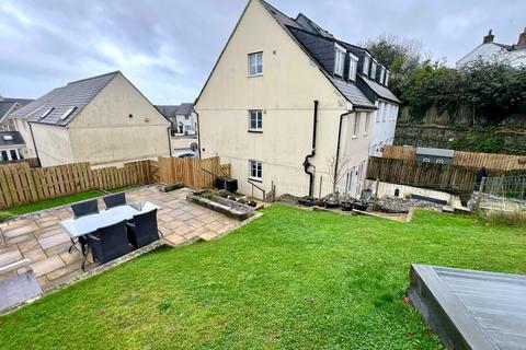 3 bedroom end of terrace house for sale, Lovering Road, St. Austell PL25