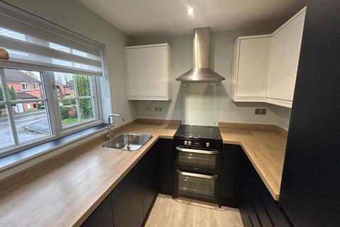 2 bedroom semi-detached house to rent, Rangeworthy Close, Redditch