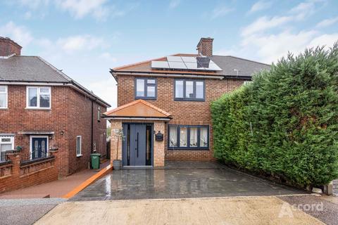 3 bedroom semi-detached house for sale, Kingshill Avenue, Romford, RM5
