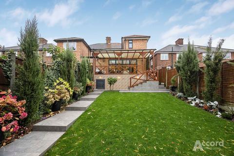 3 bedroom semi-detached house for sale, Kingshill Avenue, Romford, RM5