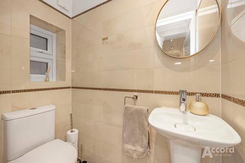 3 bedroom semi-detached house for sale, Kingshill Avenue, Romford, RM5