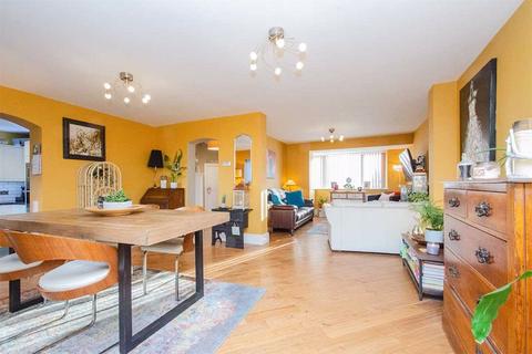 2 bedroom semi-detached house for sale, Birch Avenue, Burntwood WS7