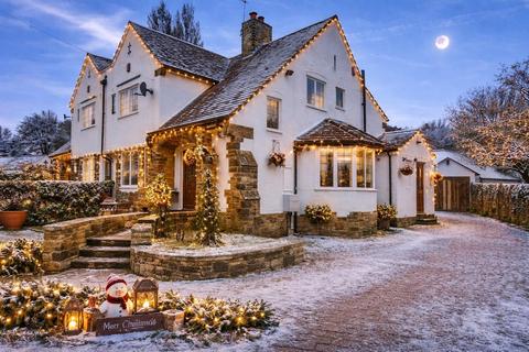 undefined, Bradford Road, Guiseley, Leeds
