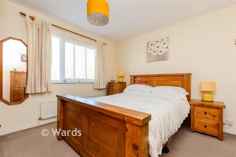 4 bedroom detached house for sale, Seven Acres, New Ash Green, Longfield, Kent