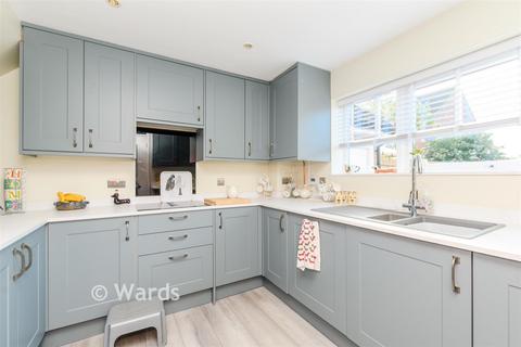 4 bedroom detached house for sale, Seven Acres, New Ash Green, Longfield, Kent