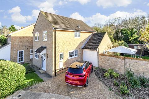 4 bedroom detached house for sale, Seven Acres, New Ash Green, Longfield, Kent