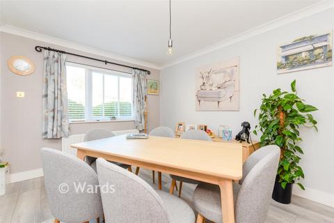 4 bedroom detached house for sale, Seven Acres, New Ash Green, Longfield, Kent