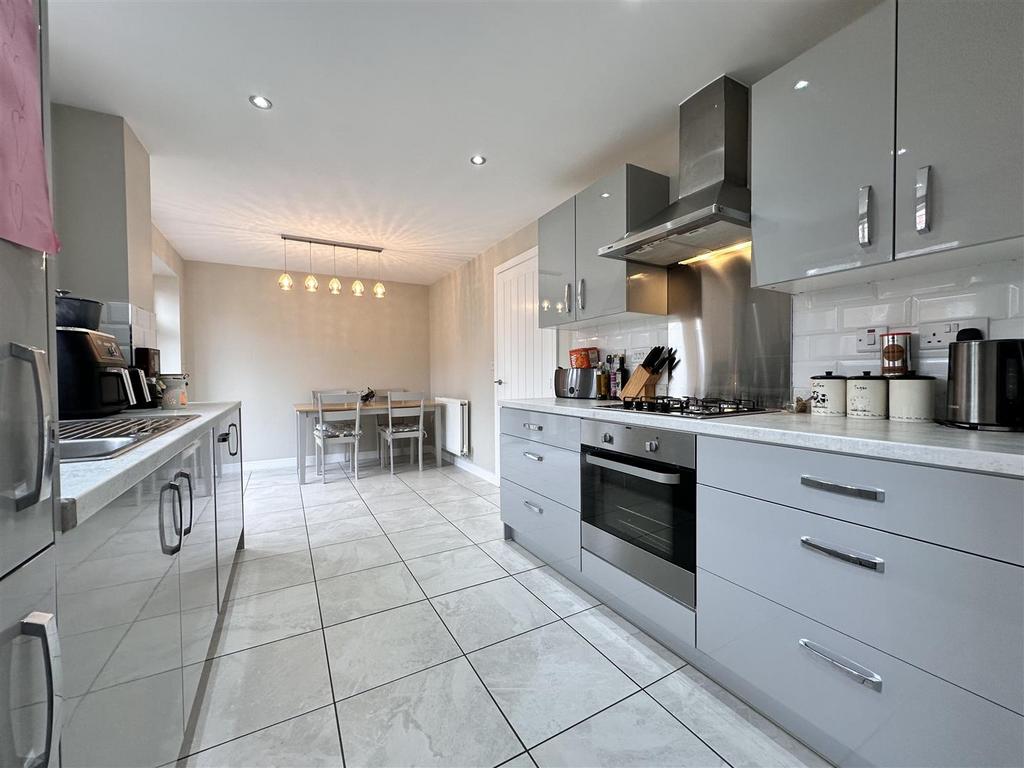 Dining Kitchen With Integrated Appliances 207