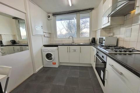 undefined, Lydbrook Place, London E14