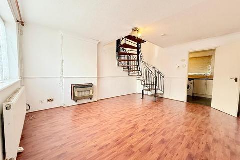 undefined, Brussels Way, Luton, Bedfordshire, LU3 3TJ