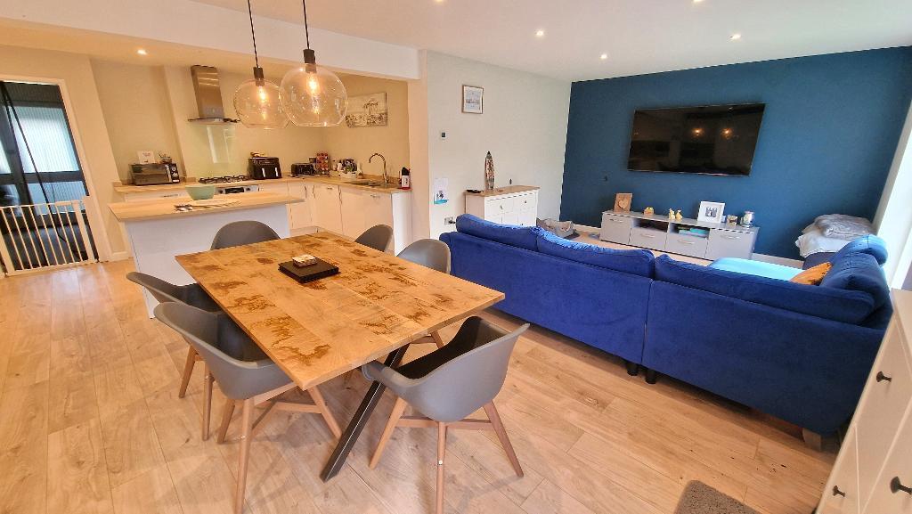 Kitchen, Sitting Room &#43; Dining Room