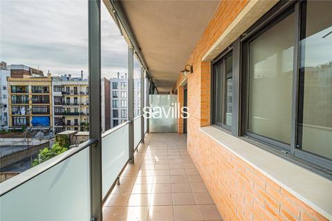 4 bedroom apartment, Flat For Sale In Eixample, Eixample, Barcelona
