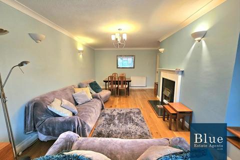 undefined, Thornbury Road, Isleworth, TW7