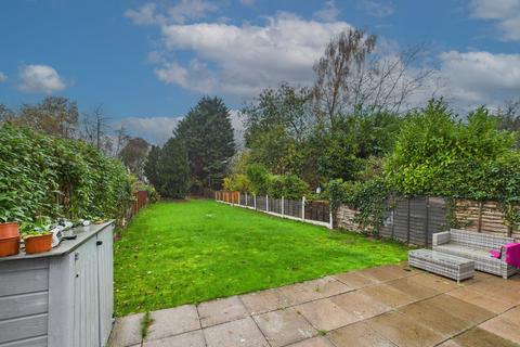 undefined, Birmingham Road, Lickey End, B61