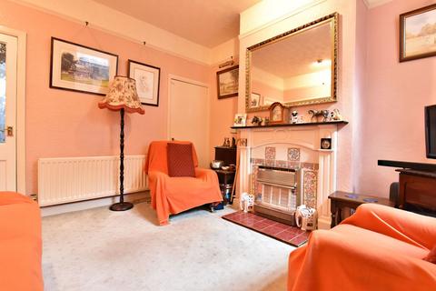 4 bedroom semi-detached house for sale, Broad Street, Kingswinford DY6