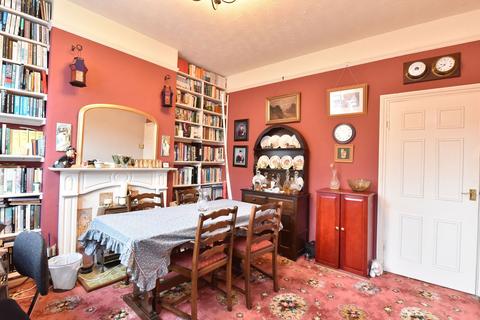4 bedroom semi-detached house for sale, Broad Street, Kingswinford DY6