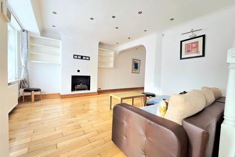 undefined, Wadham Gardens, Greenford