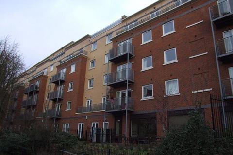 1 bedroom apartment to rent, High St, Uxbridge
