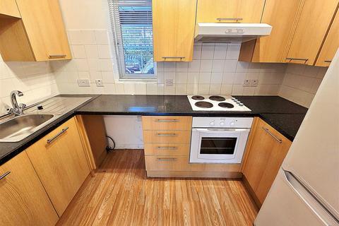 undefined, Frensham Close, Southall