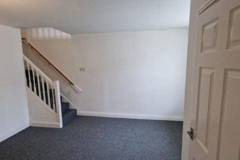 3 bedroom semi-detached house to rent, Bacup OL13