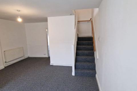 3 bedroom semi-detached house to rent, Bacup OL13