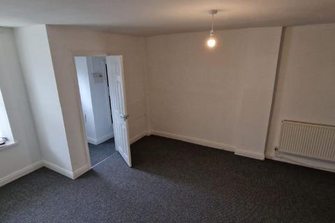 3 bedroom semi-detached house to rent, Bacup OL13