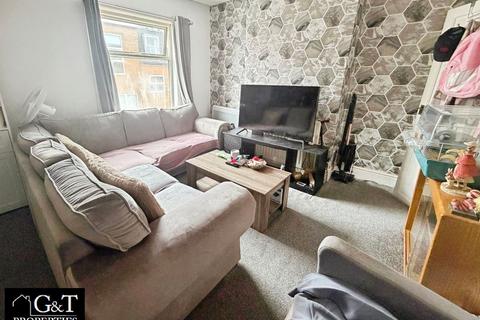 1 bedroom flat to rent, High Street, Cradley Heath