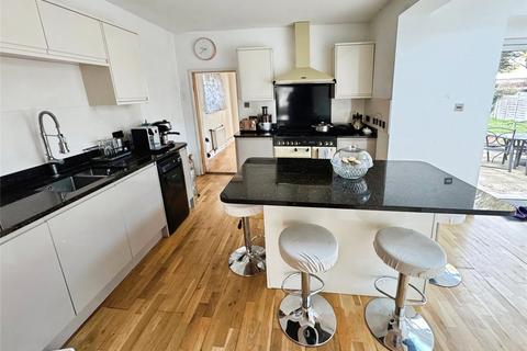 4 bedroom detached house for sale, St. Johns Avenue, Harlow, Essex, CM17