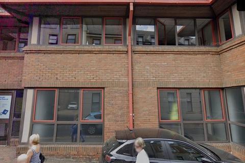 Office to rent, 15-21 Haydon Pl Guildford GU1 4LL