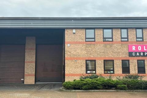 Industrial development to rent, 541 Blandford Rd Poole BH16 5BW