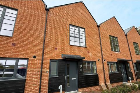2 bedroom end of terrace house for sale, Plot 70 at Perceval Grange, Holland Close, Midhurst GU29
