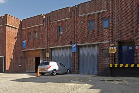 Shop to rent, Market Gates Great Yarmouth NR30 2BG