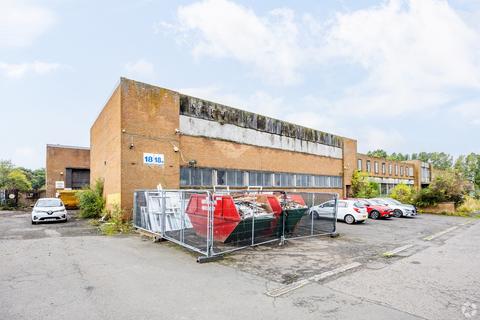 Distribution warehouse to rent, 18 South Ave Blantyre G72 0UZ