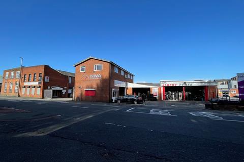 Industrial development to rent, Canterbury St Blackburn BB2 2HT