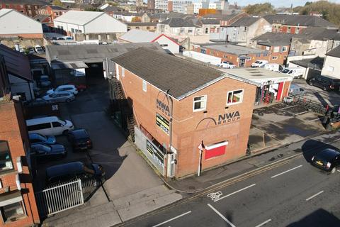 Industrial development to rent, Canterbury St Blackburn BB2 2HT