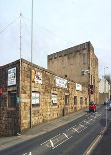 Warehouse to rent, Trafalgar St Burnley BB11 1TQ