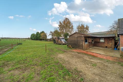 5 bedroom detached house for sale, Wroot LINCOLNSHIRE