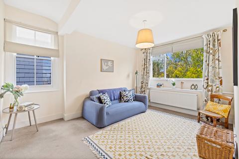 undefined, Birdhurst Rise, South Croydon CR2