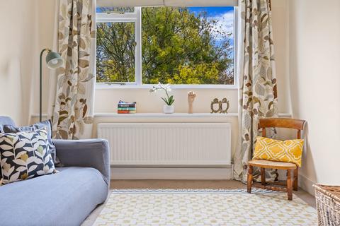 undefined, Birdhurst Rise, South Croydon CR2