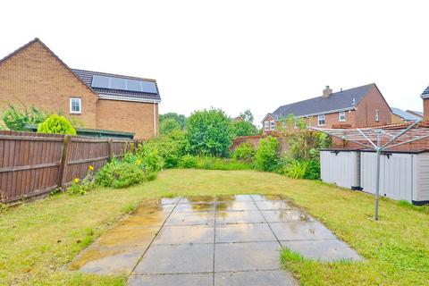 6 bedroom semi-detached house to rent, Lutyens Close, Stapleton, Bristol, Bristol, BS16
