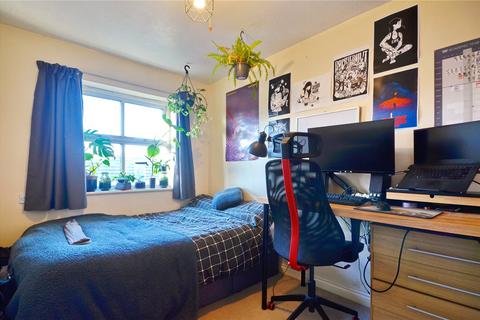 6 bedroom semi-detached house to rent, Lancelot Road, Stapleton, Bristol, Bristol, BS16