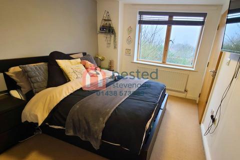 2 bedroom flat for sale, Kilby Road, Stevenage SG1