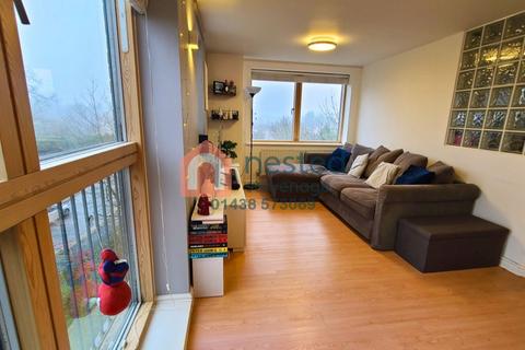 2 bedroom flat for sale, Kilby Road, Stevenage SG1