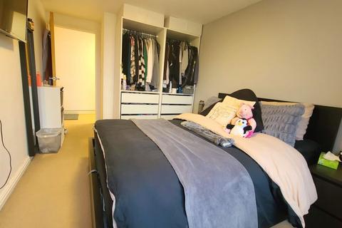 2 bedroom flat for sale, Kilby Road, Stevenage SG1